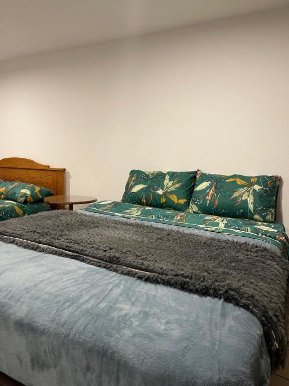 Cama de Casal do Quarto